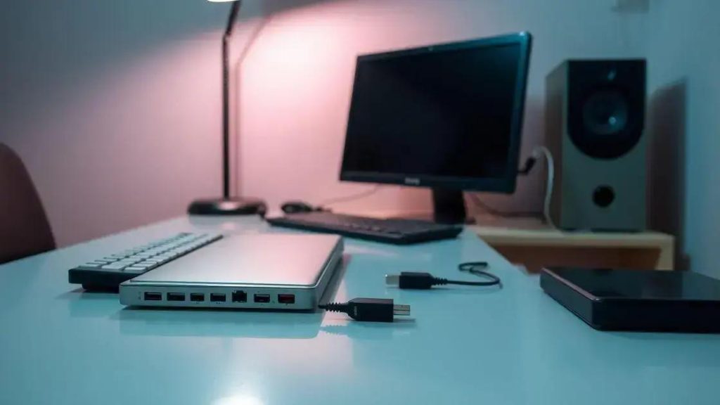Explorando Prevenir Ataques Via Dispositivos USB em Ambientes Corporativos
